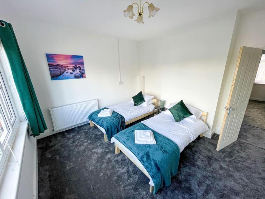 Perfect For Contractors & Families! 7 Beds Free Parking Apartment Birmingham Exterior photo